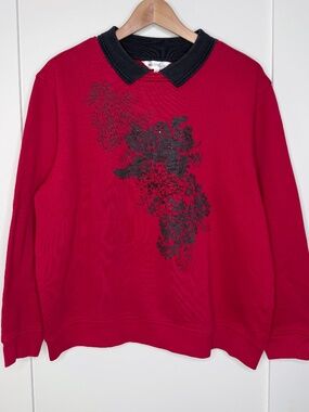 Northern Reflections Collared Sweatshirt with Embellished Floral Graphic in Red